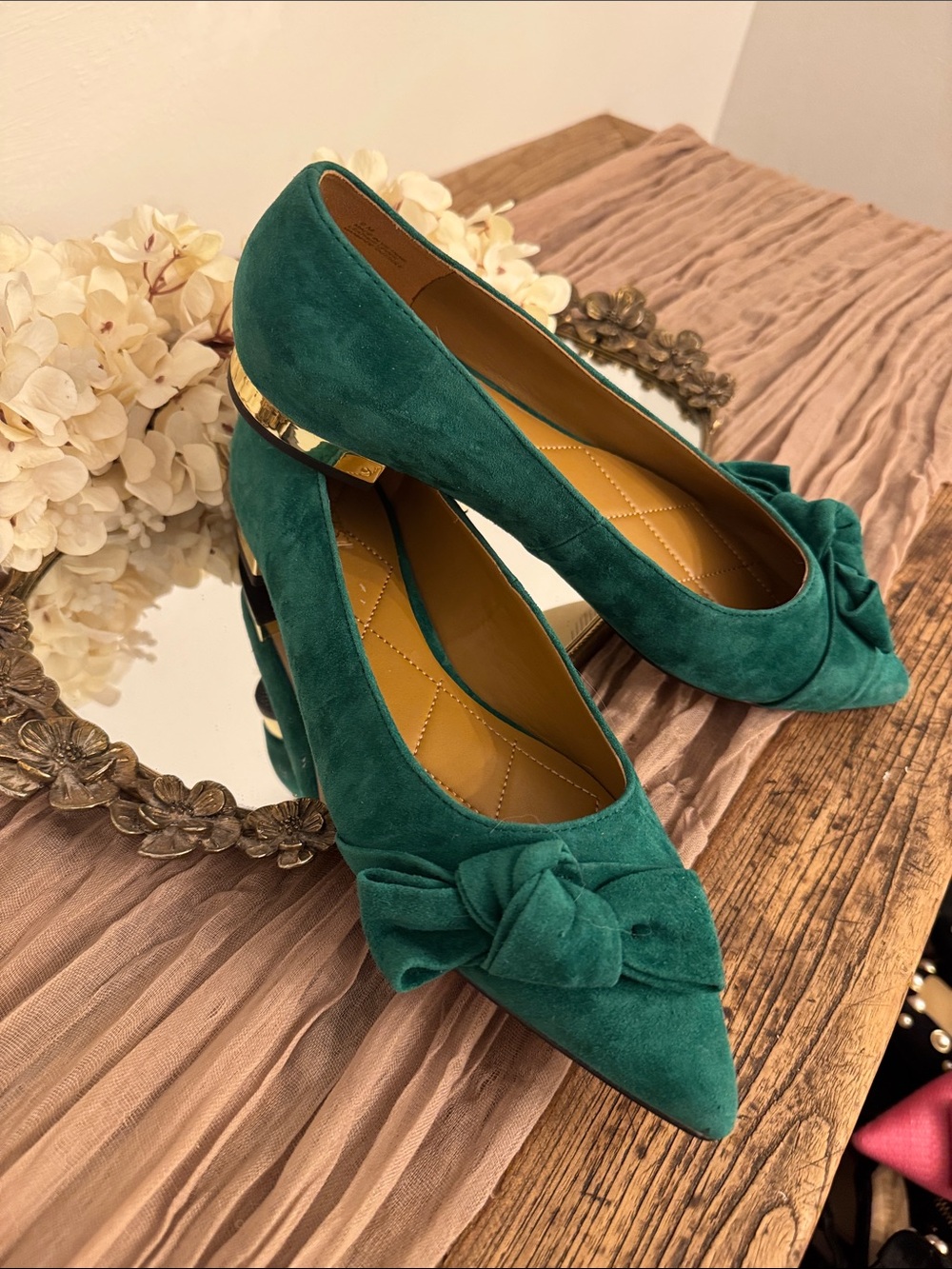 Talbots Emerald Green Suede Pointed Toe Bow Flats - Women